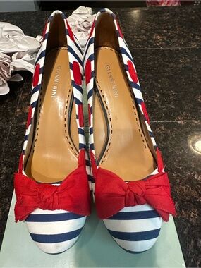 Gianni Bini Navy & Red Striped Bow Heels